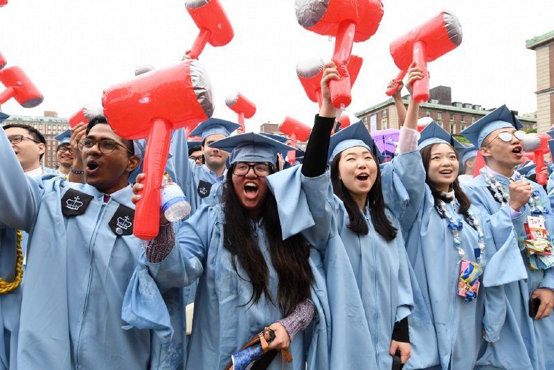 Graduating students from Engineering waive