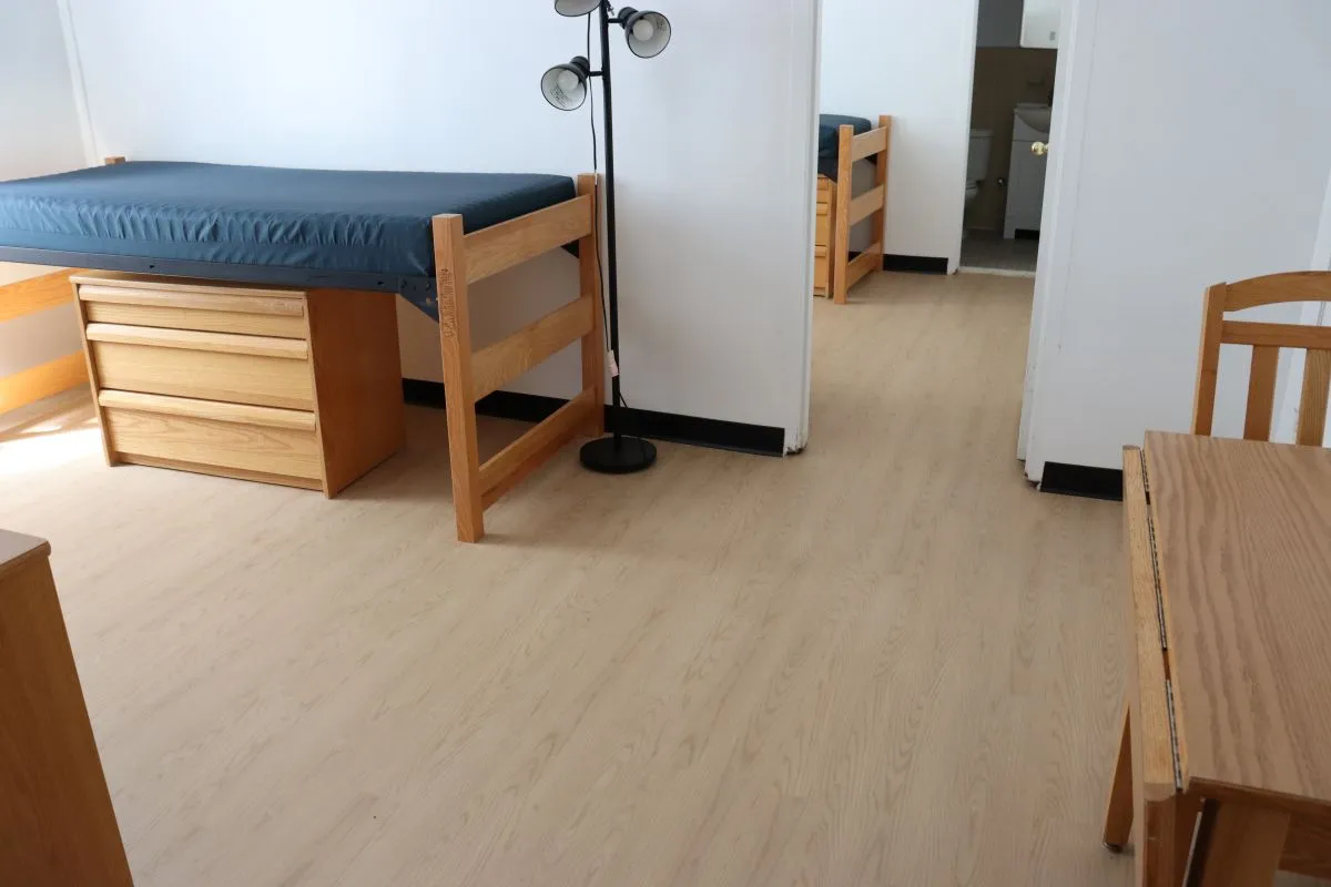 Woodbridge student room floors