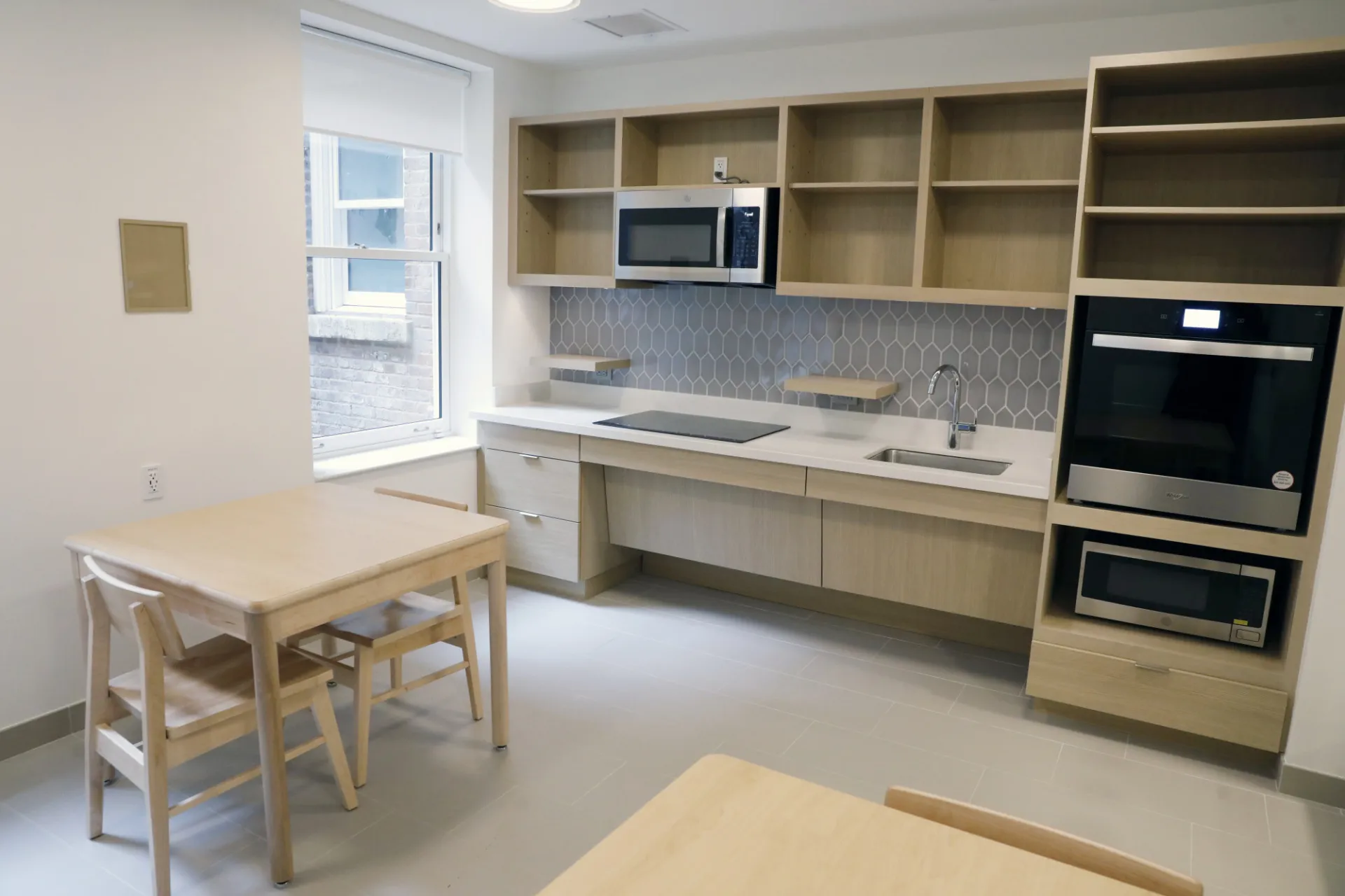 Kitchen lounge