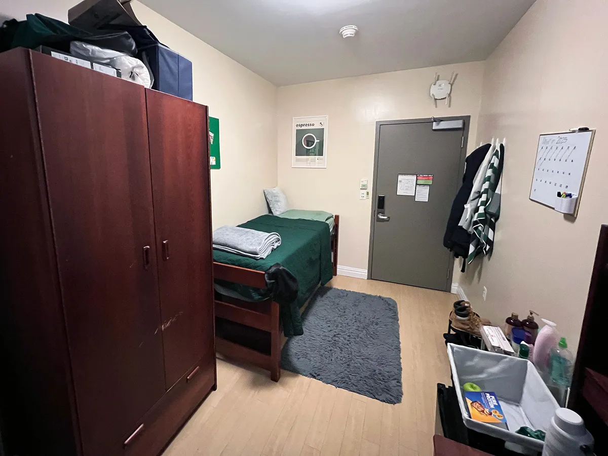 619 W. 1113th bedroom